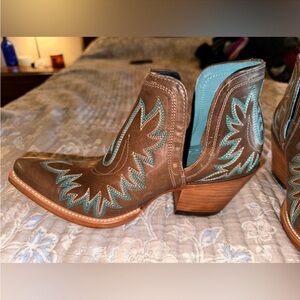 Ariat Womens Dixon Boots sz 8.5